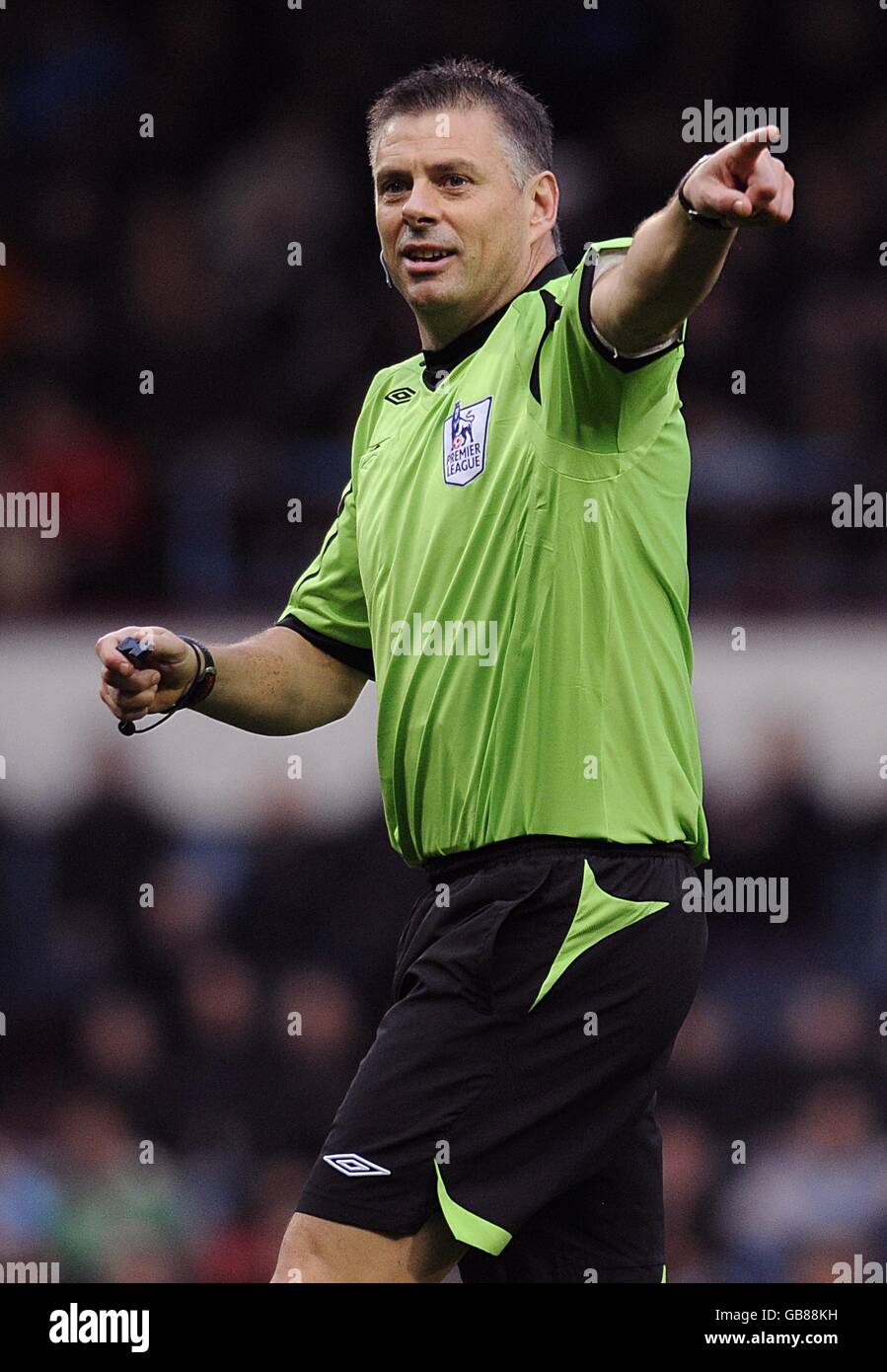 Soccer - Barclays Premier League - West Ham United v Everton - Upton Park. Referee Mark Halsey. Stock Photo