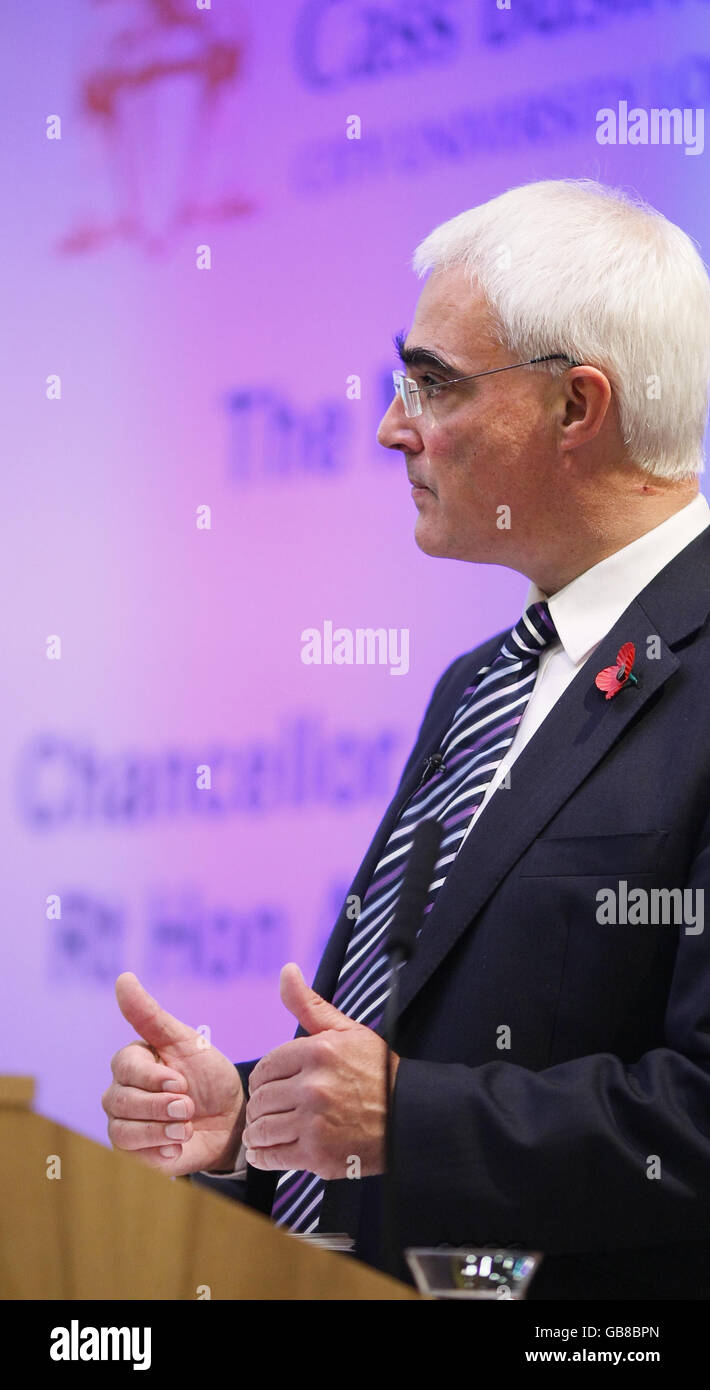 Chancellor Alistair Darling delivers the annual Mais lecture at the Cass Business School in the City of London. Stock Photo