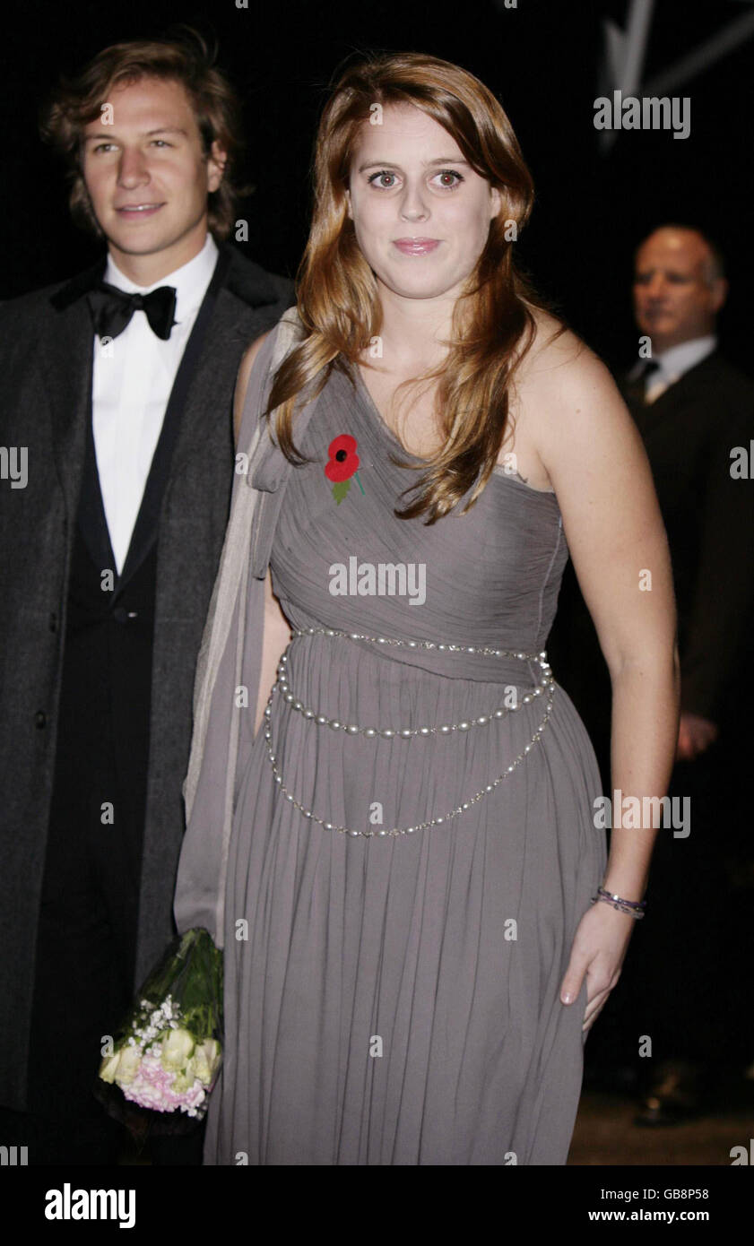 Princess beatrice arrives boyfriend dave clark High Resolution Stock