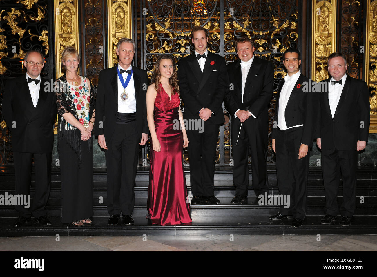 (left to right) Musical Director of the Philharmonia Orchestra, David Welton, Lady Mayor, Theresa Lewis, Mayor David Lewis, solo violinist Jennifer Pike, Prince William, Conductor of the Bach Orchestra Richard Hickcox, Baritone Roderick Williams and David Hill, Musical Director of the Bach Choir at the Lord Mayor's Appeal 2008 grand finale evening tonight. Stock Photo