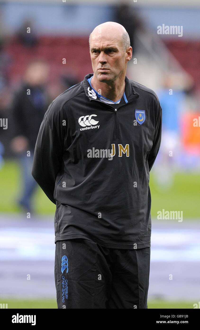 Soccer - Barclays Premier League - West Ham United v Portsmouth - Upton Park. New Portsmouth first team coach John Metgod Stock Photo