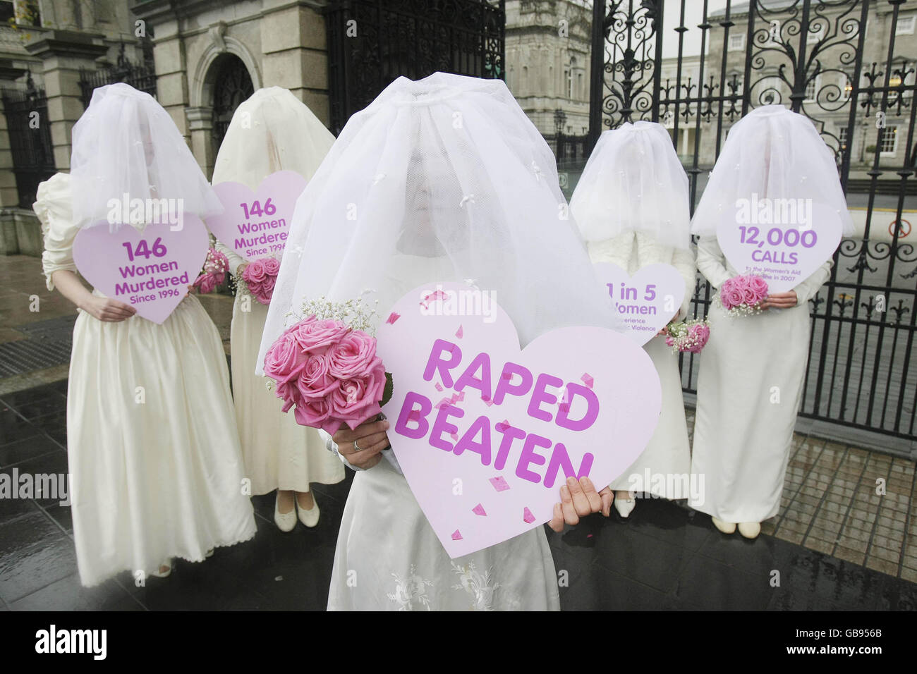 Womens raped hi-res stock photography and images - Alamy
