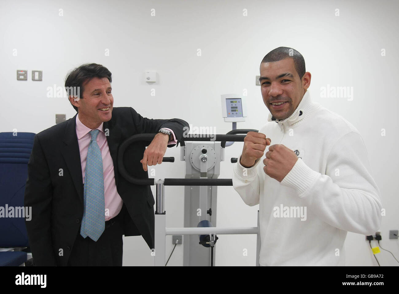 Lord Coe opens new Dublin sports injuries clinic Stock Photo Alamy