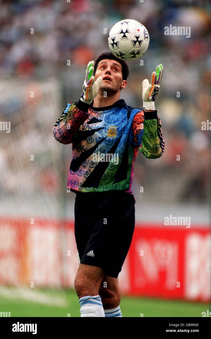 SOCCER. SERGIO GOYCOCHEA, ARGENTINA Stock Photo Alamy