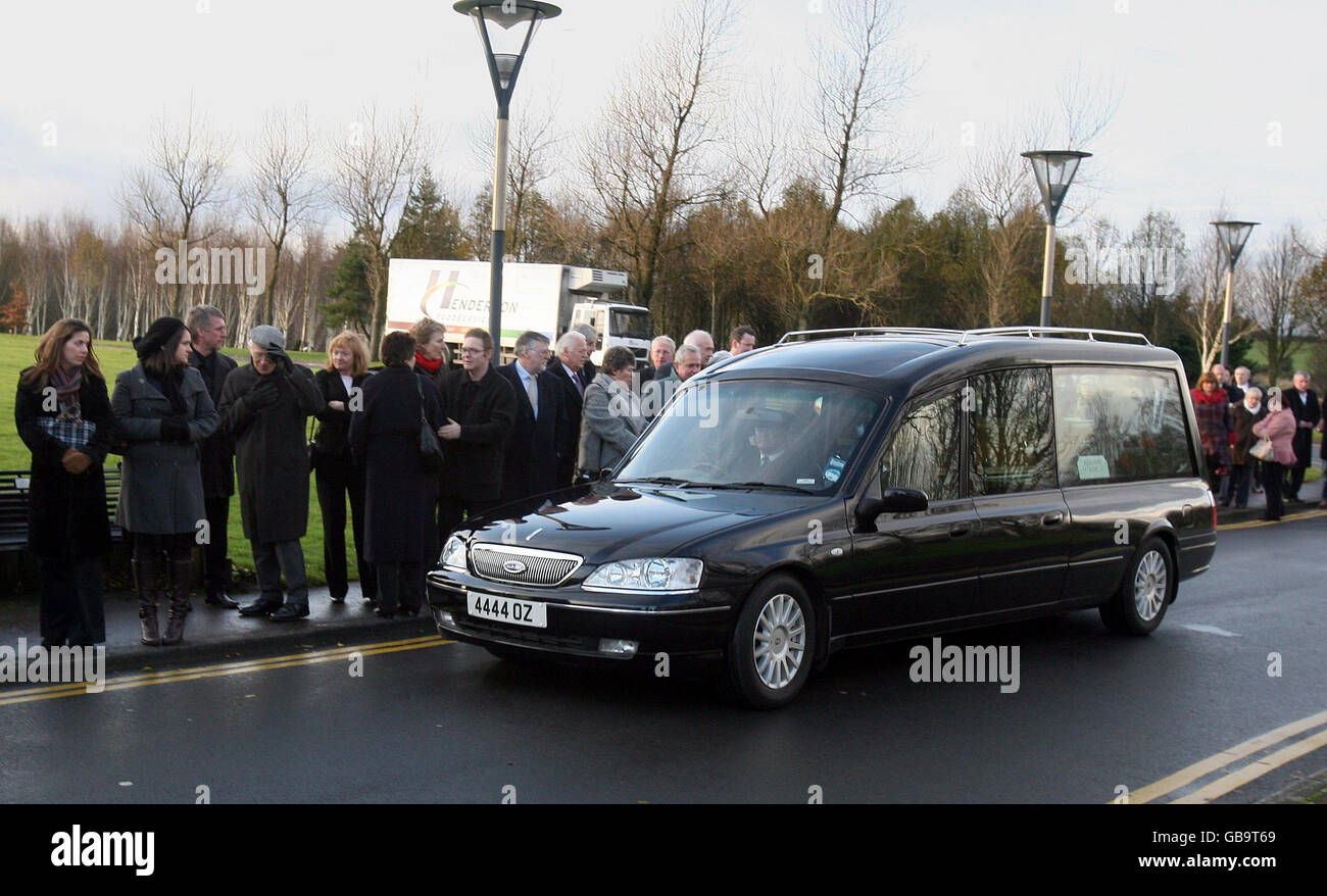 John Hewitt Funeral High Resolution Stock Photography and Images Alamy