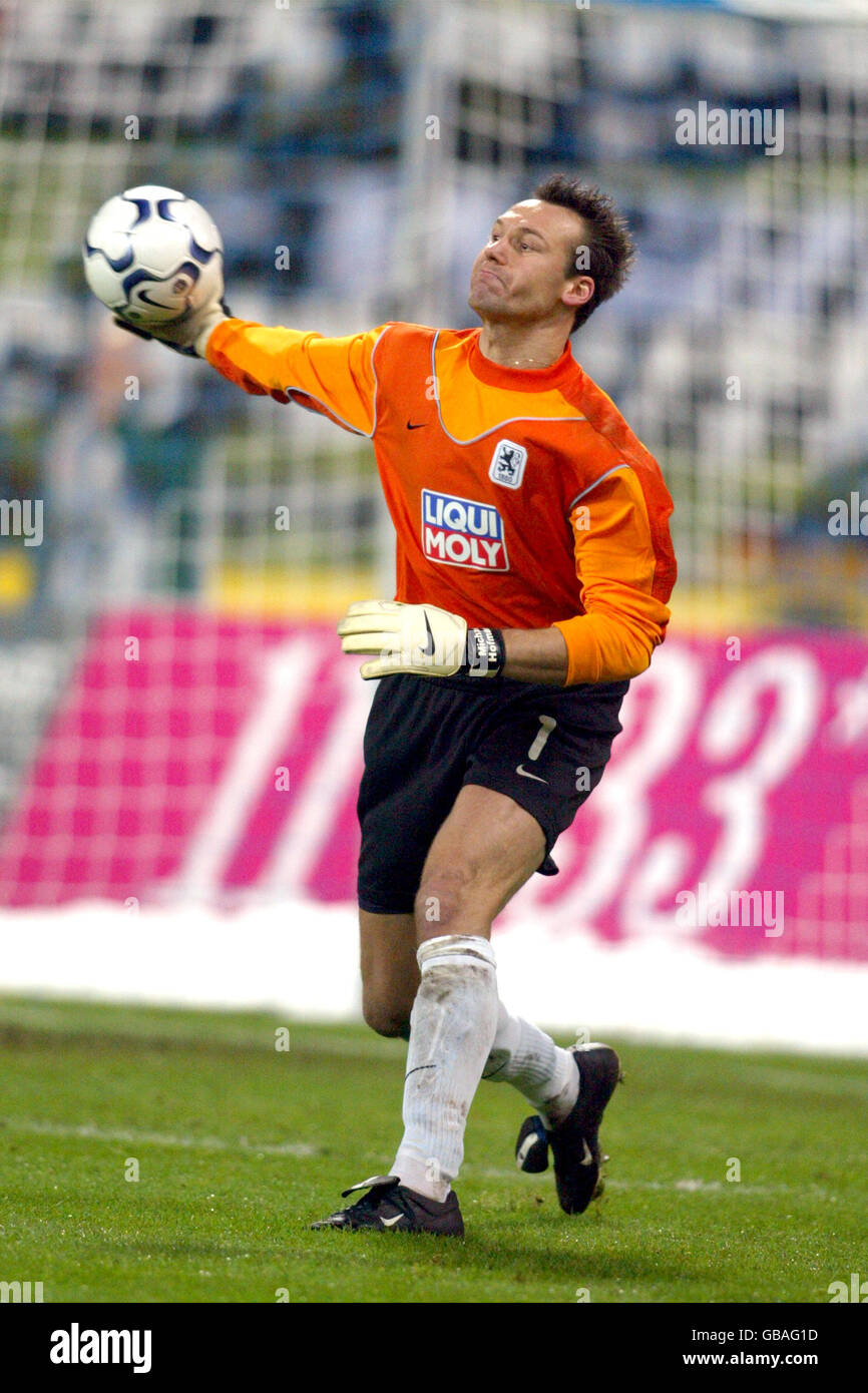 Soccer - German Bundesliga - 1860 Munich v Borussia Monchengladbach. Harald  Cerny, 1860 Munich Stock Photo - Alamy