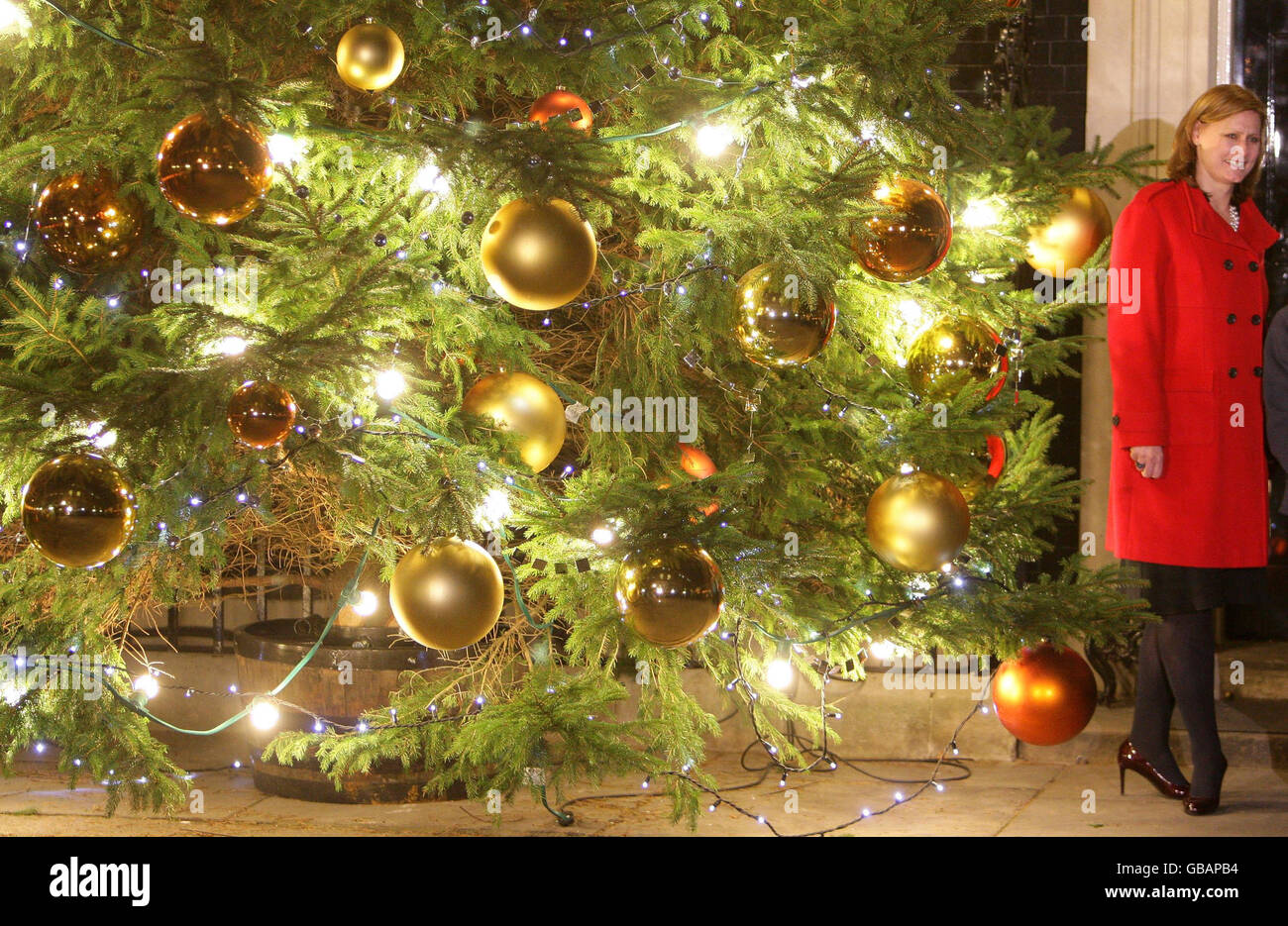 Turning on christmas lights hires stock photography and images Alamy