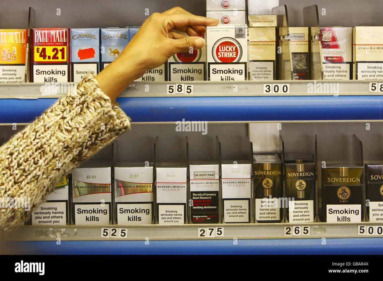 Government pledges crackdown on cigarette sales Stock Photo