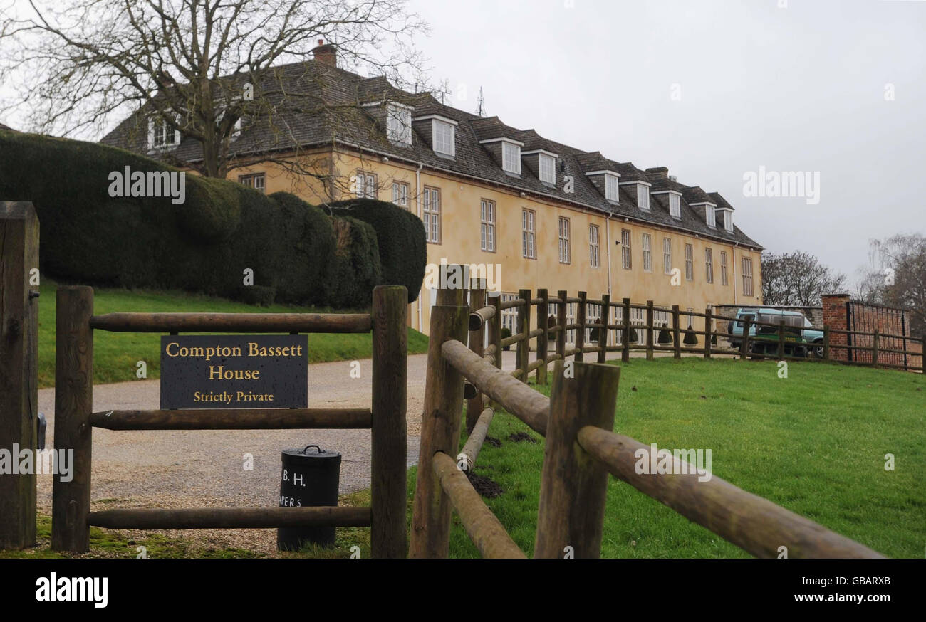 Robbie Williams new home. Compton Bassett House in Compton Bassett, Wiltshire which is rumoured to the new home of Robbie Williams. Stock Photo