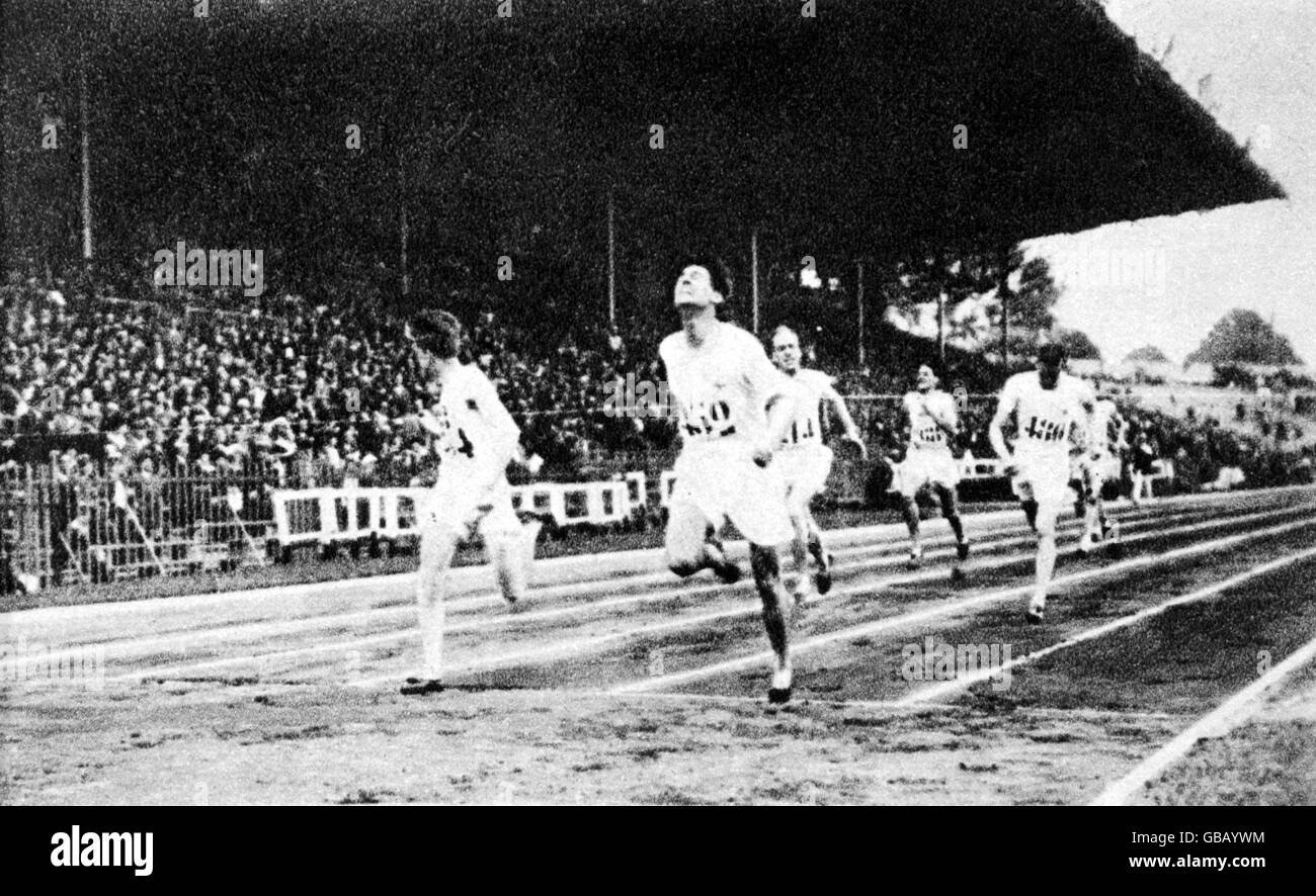 Athletics - Paris Olympic Games 1924 - Men's 800m - Final Stock Photo