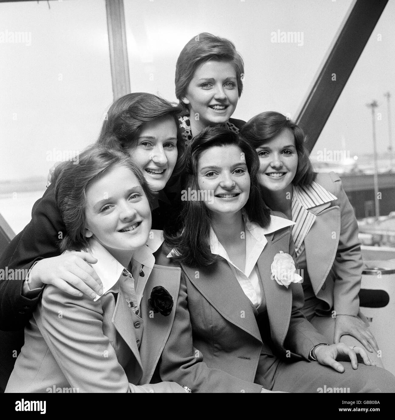 The Nolan Sisters, left to right, Bernadette, Denise, Linda (top), Anne and Maureen, the sole supporting act to appear in Frank Sinatra's Paris concert. Stock Photo