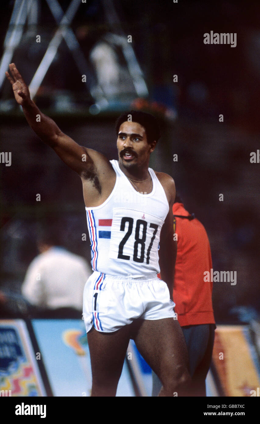 Decathlon gold medal winner hi-res stock photography and images - Alamy