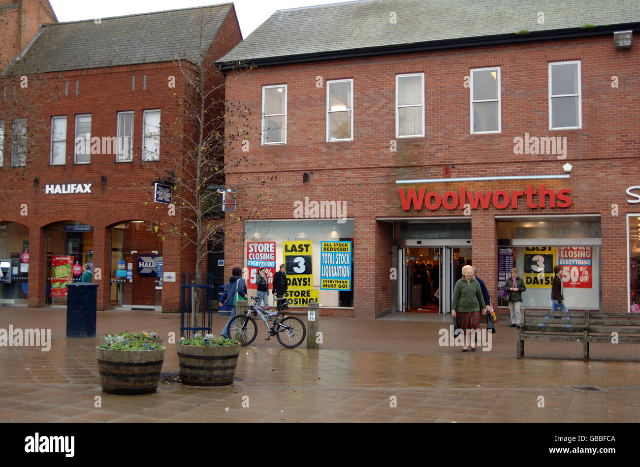 Woolworths Store In Market Harborough Days Before Its Final Closure