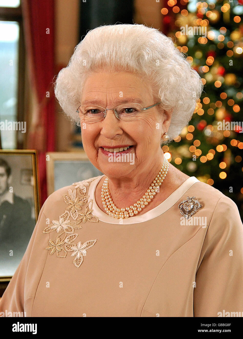 Queen elizabeth ii christmas day speech commonwealth hires stock