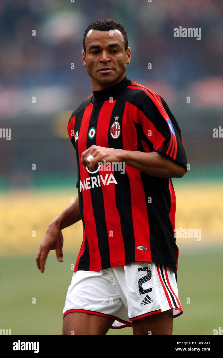 Soccer - Italian Serie A - AC Milan v Reggina. Cafu, AC Milan Stock Photo -  Alamy