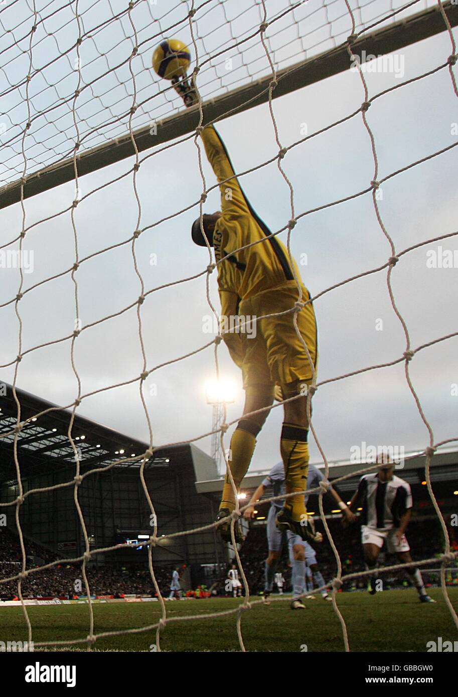 Tottenham Hotspur's Goalkeeper Heurelho Gomes Tips The Ball Over The ...