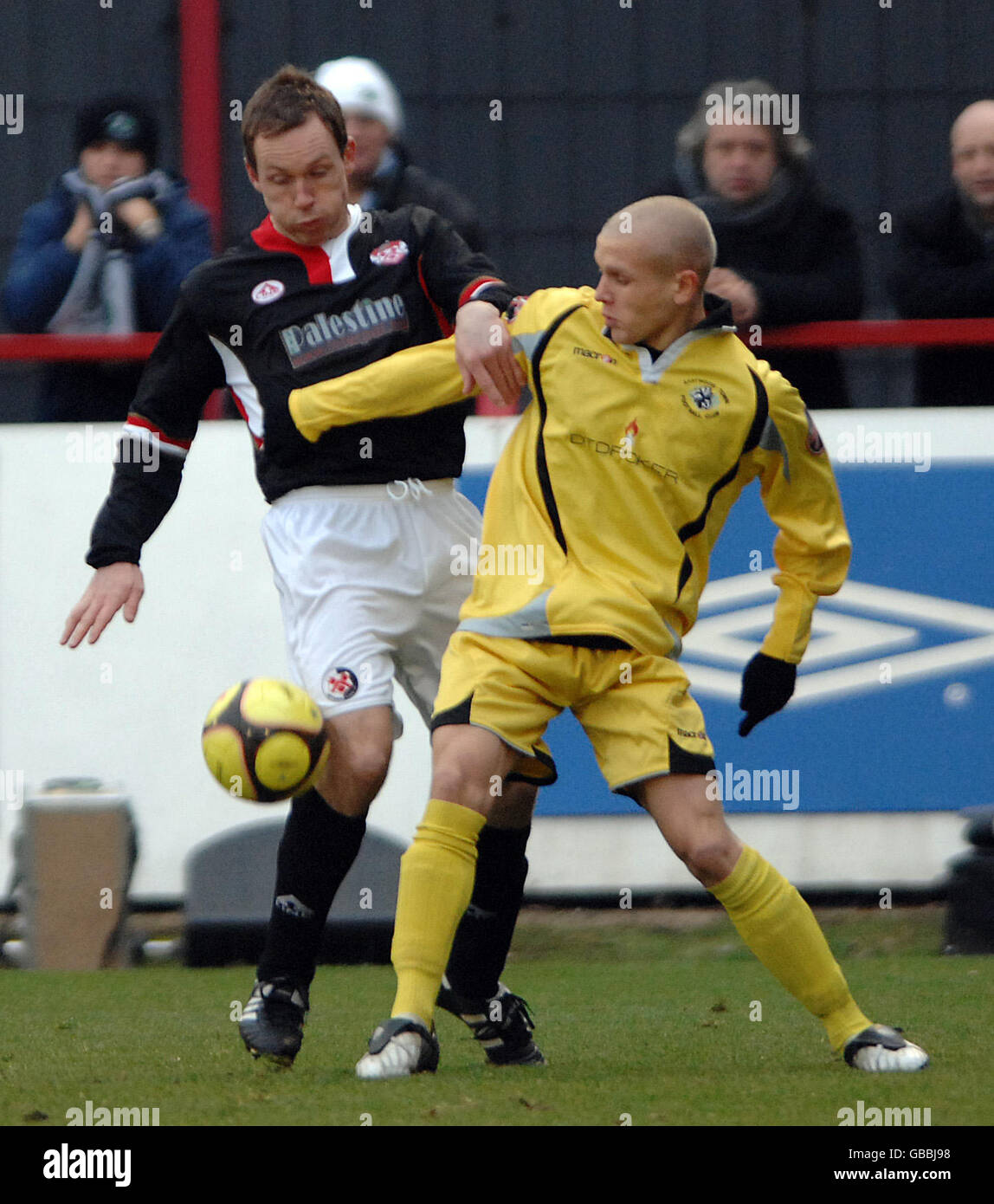 Football soccer kettering ampics datacoapplies hi-res stock photography ...