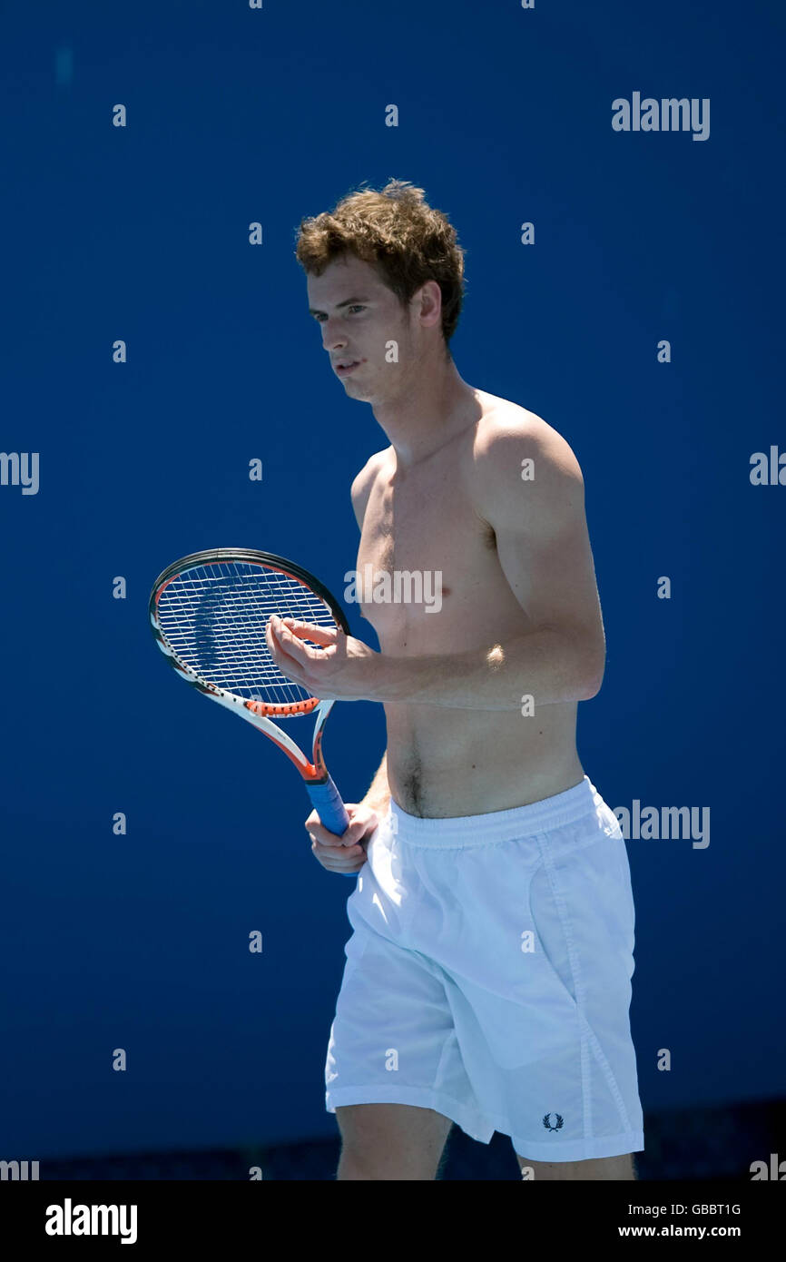 Great Britain's Andy Murray practises during the Australian Open 2009 at Melbourne Park, Melbourne, Australia. Stock Photo