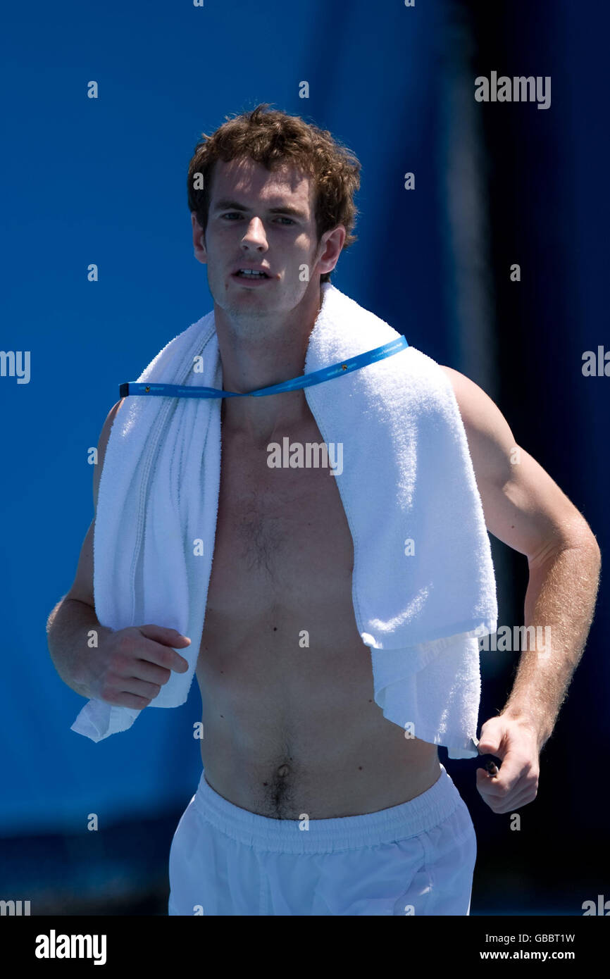 Great Britain's Andy Murray practices during the Australian Open 2009 at Melbourne Park, Melbourne, Australia. Stock Photo