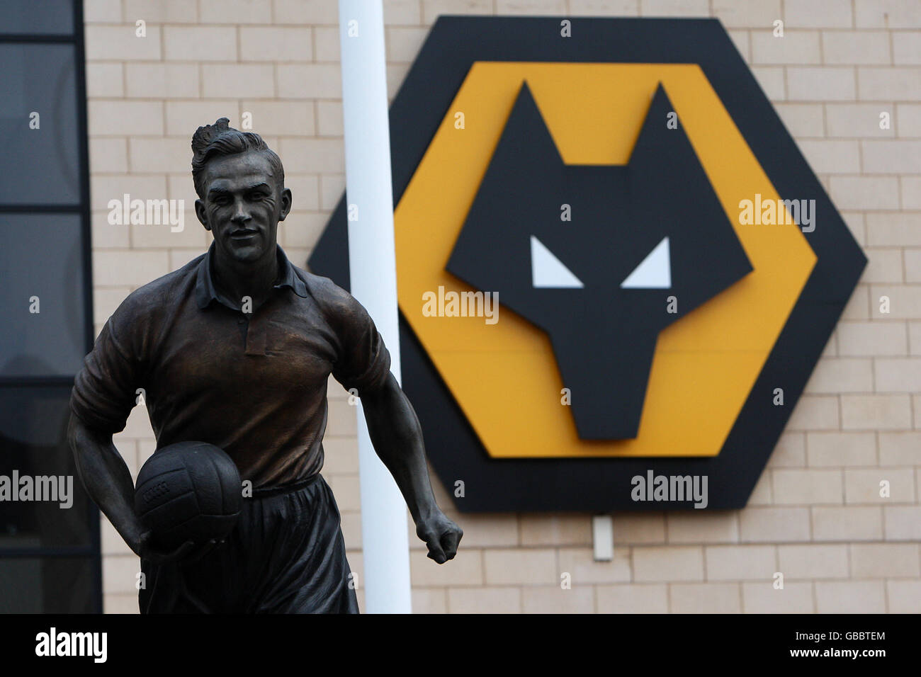 A statue of Wolves legend Billy Wright stands outside Molineux Stock