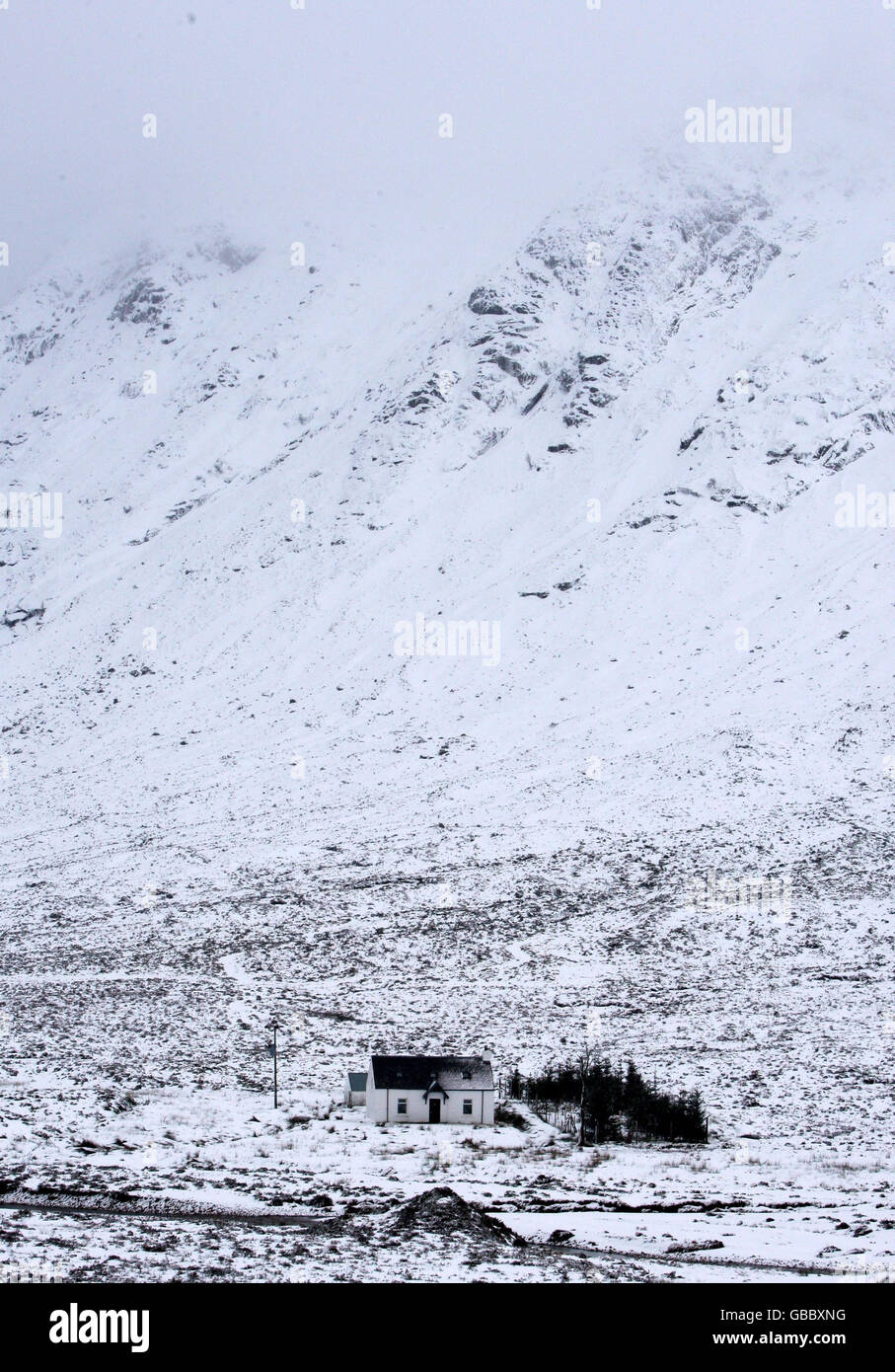 Members of the climbing party who were involved in yesterdays avalanche tragedy leave a cottage at the foot of the mountain Buchaille Etive Mor, Glencoe. Three climbers died following an avalanche on the mountain. Stock Photo