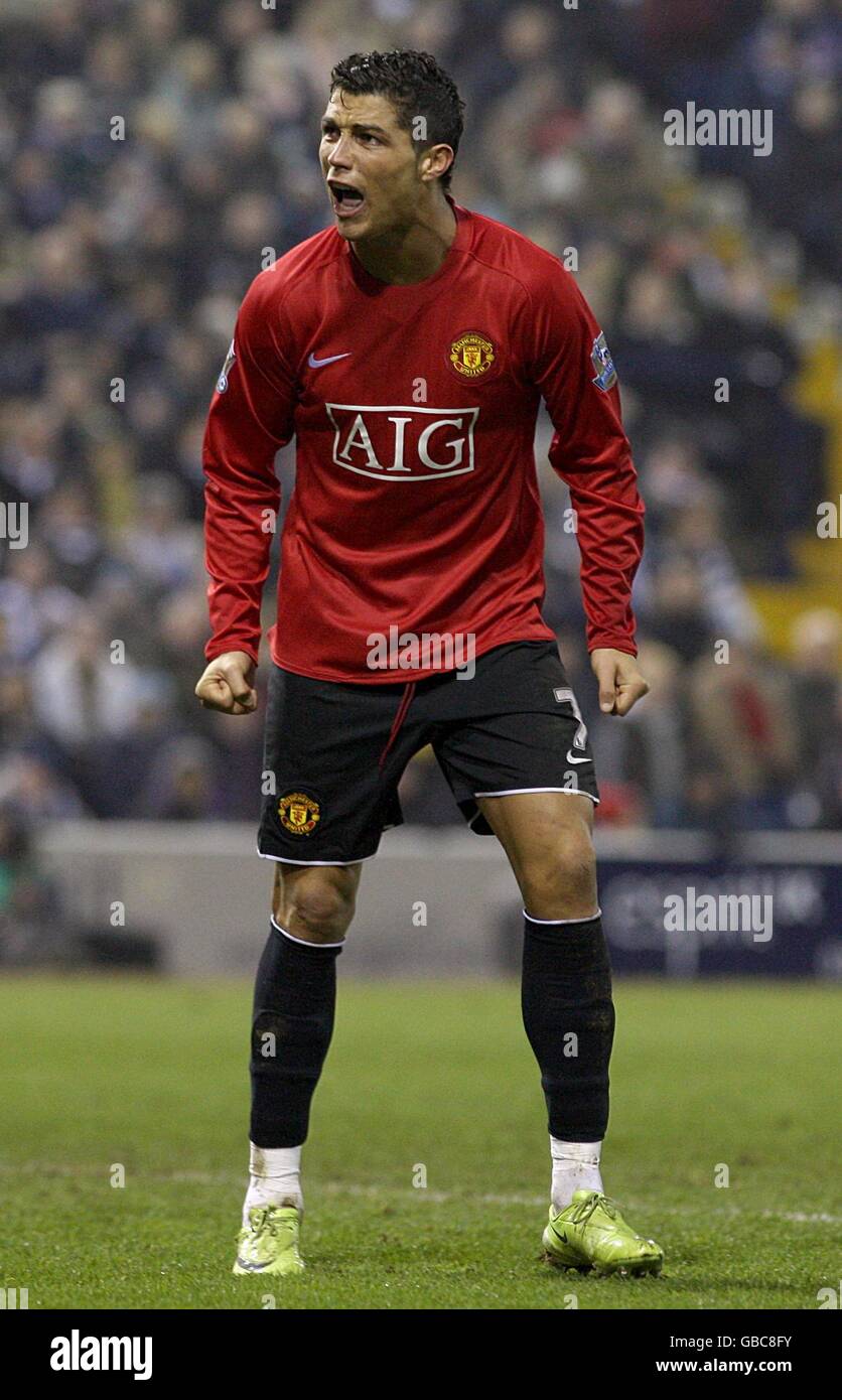 Manchester united black shorts 2025