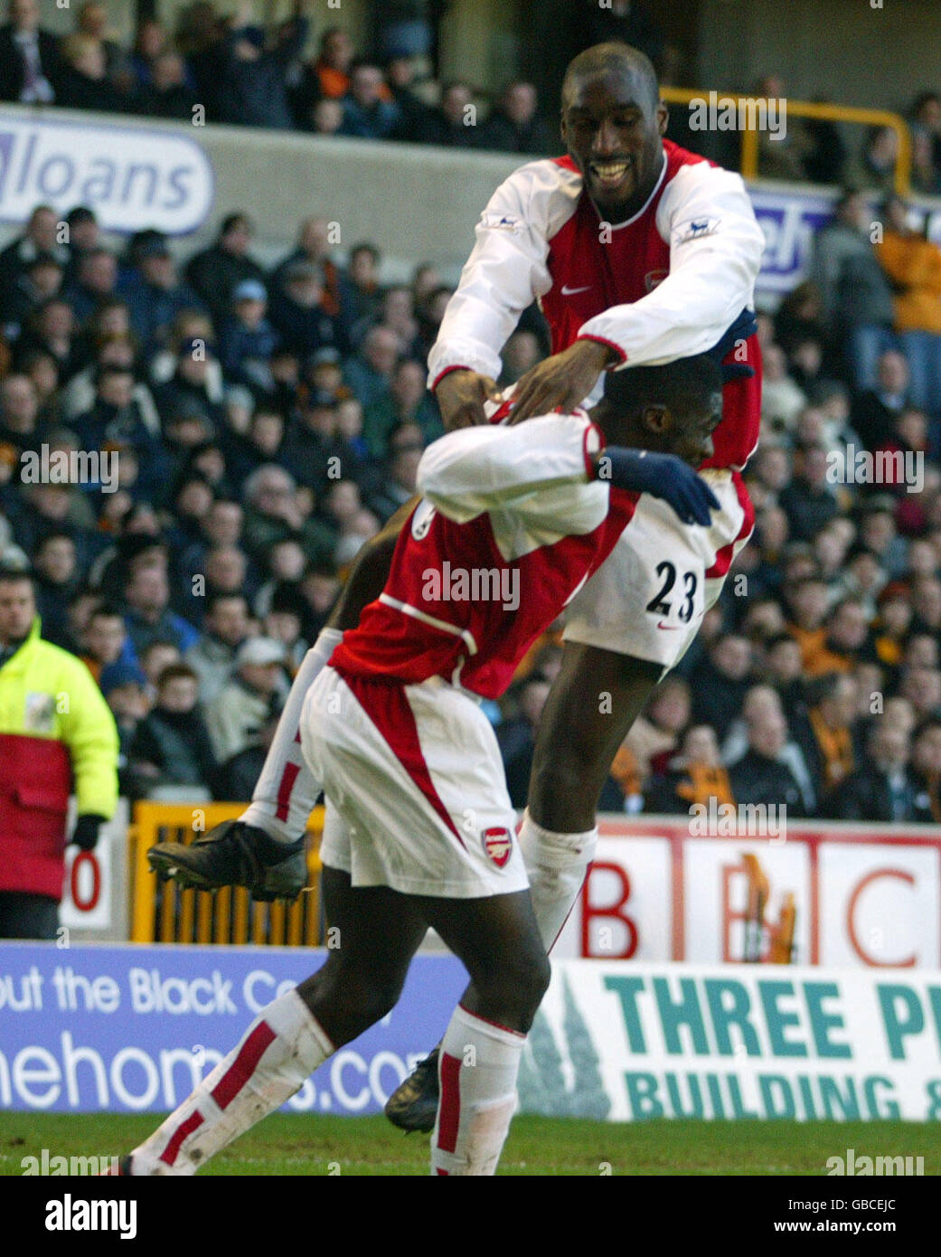 Sol campbell and kolo toure hi-res stock photography and images - Alamy