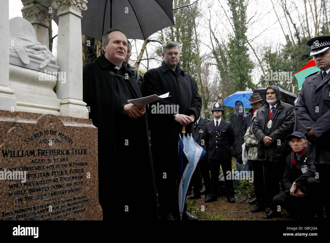Plaque unveiled to honour murdered policeman of 100 years ago Stock ...