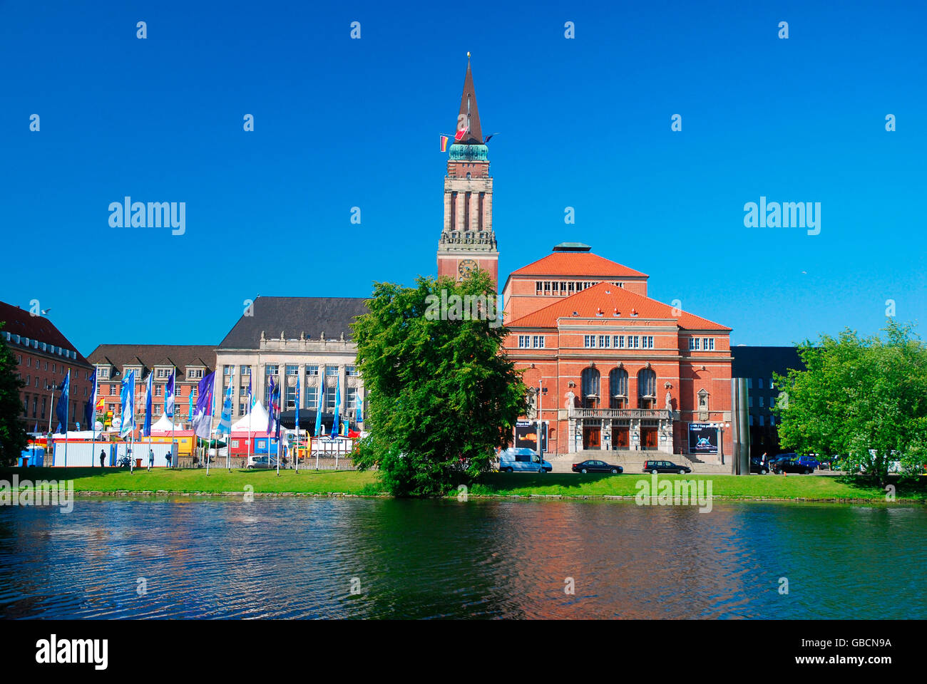 Rathaus, Oper, Kleiner Kiel, Weiher, Kiel, Schleswig-Holstein, Deutschland Stock Photo