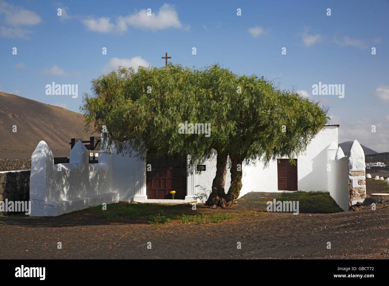Kirche in Geria, Weinanbaugebiet La Geria, Insel Lanzarote, Kanarische Inseln, Kanaren, Spanien Stock Photo
