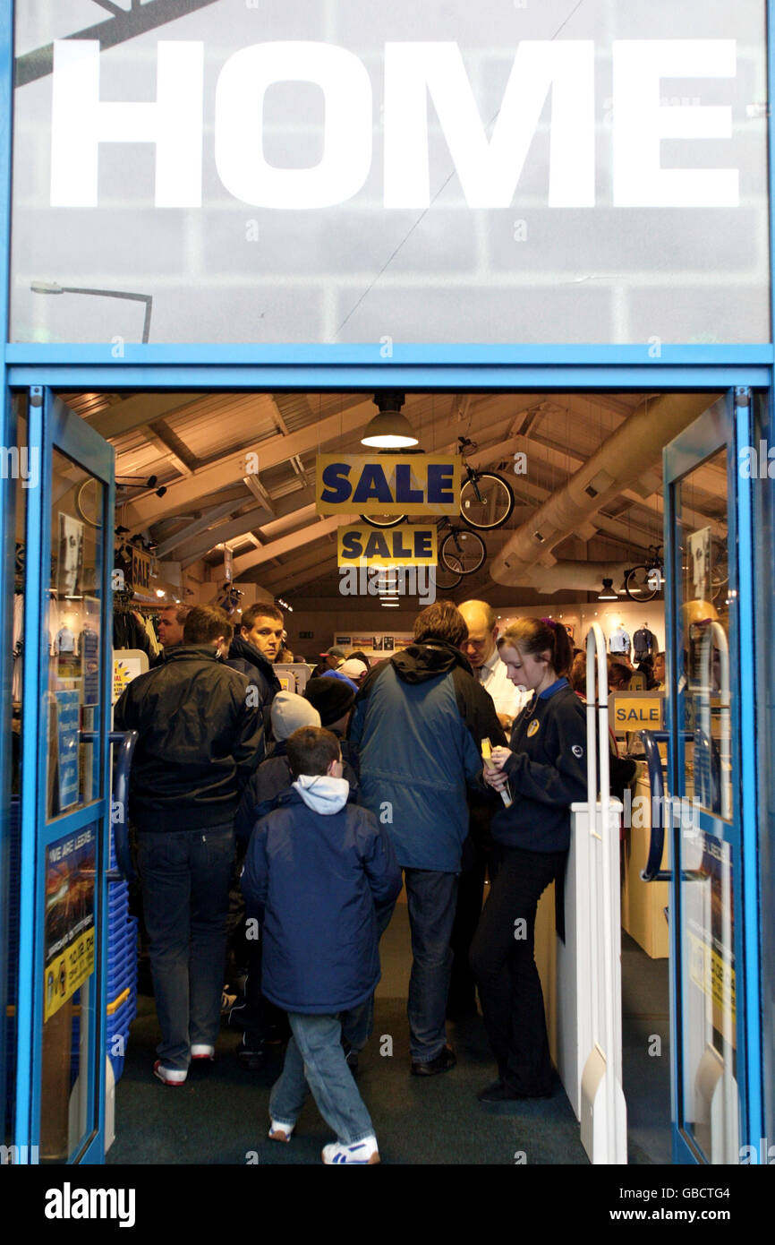 The Entrance To The Club Shop At Elland Road Home Of Leeds United Stock Photo Alamy