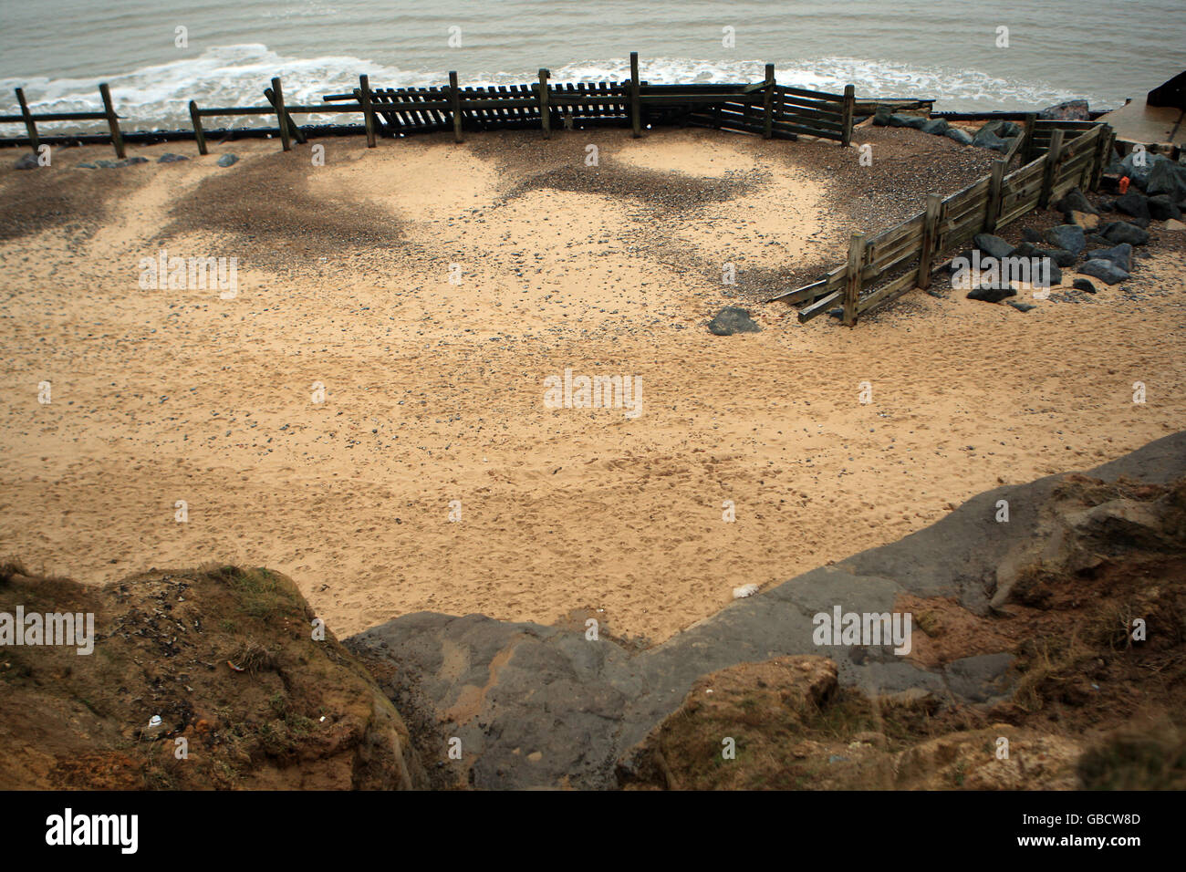 Coastal erosion happisburgh in norfolk hi-res stock photography and ...