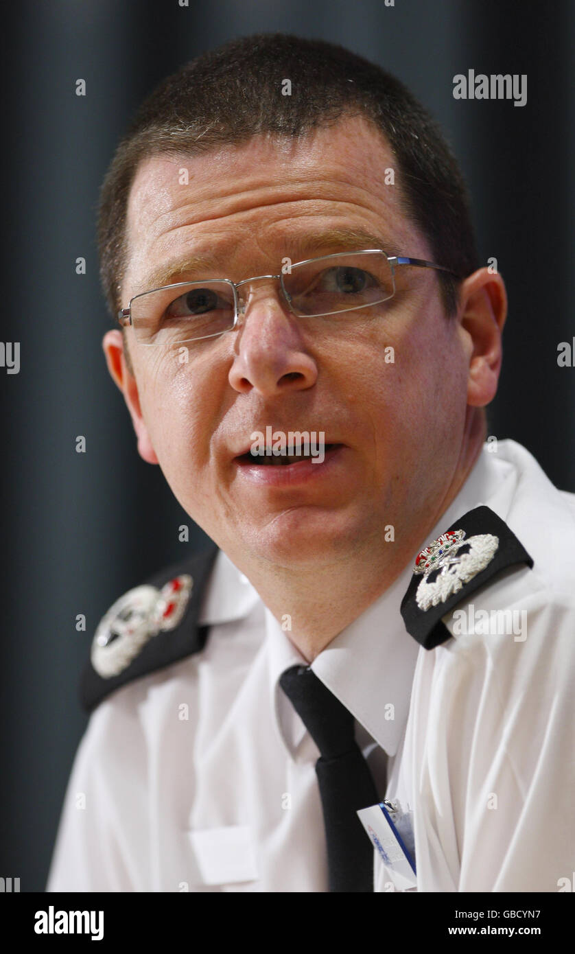Hampshire police chief constable hires stock photography and images
