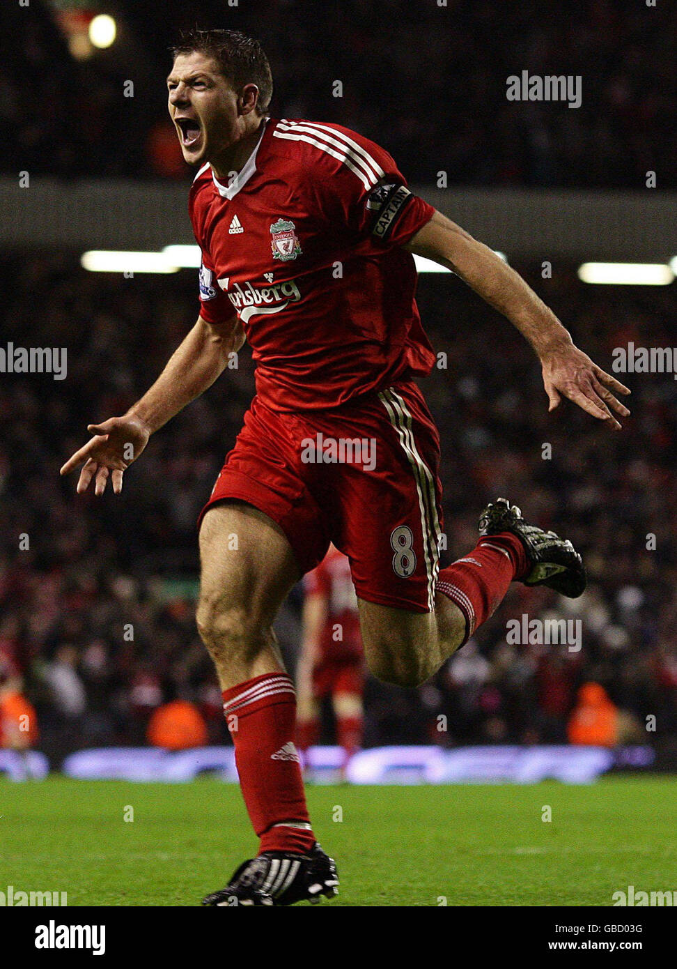 Liverpool's Luis Garcia (l) celebrates scoring the fourth goal Stock Photo  - Alamy