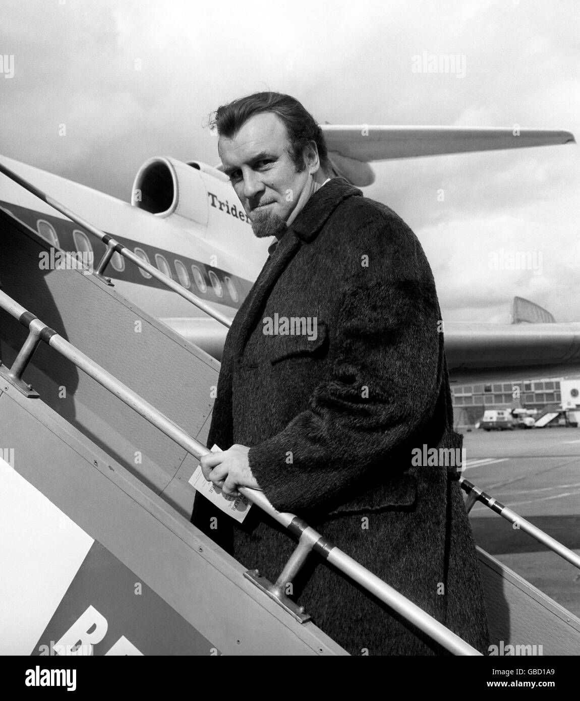 Music - Acker Bilk - Heathrow Airport - London - 1967. Bearded band leader Acker Bilk leaves Heathrow Airport for a concert tour in Germany. Stock Photo