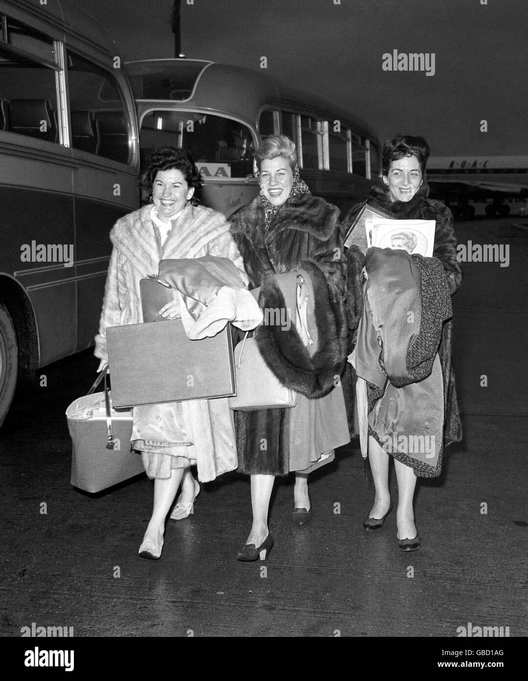 Music - Andrew's Sisters - London Airport - 1960 Stock Photo