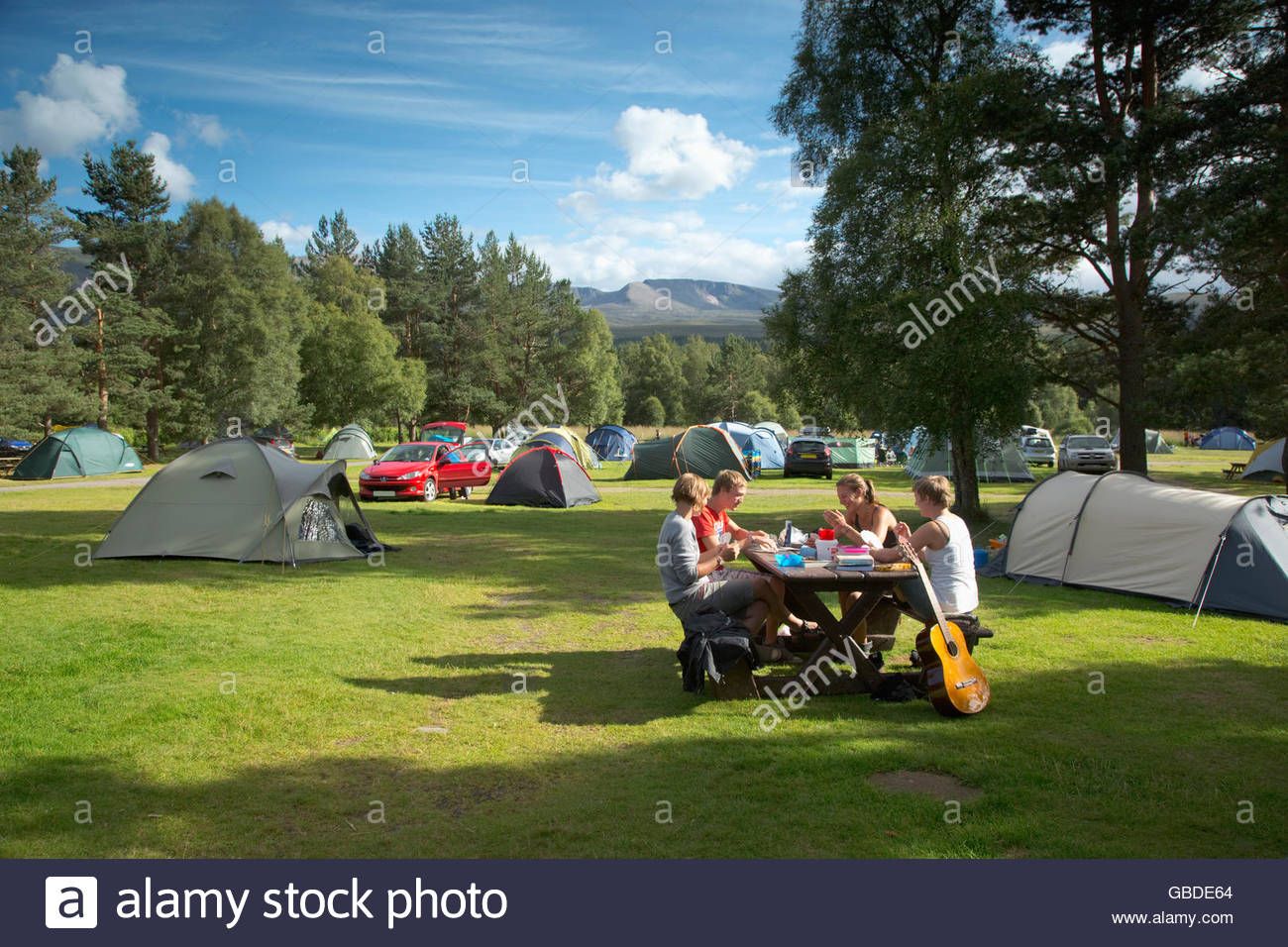 Campsite Tents People High Resolution Stock Photography And Images Alamy