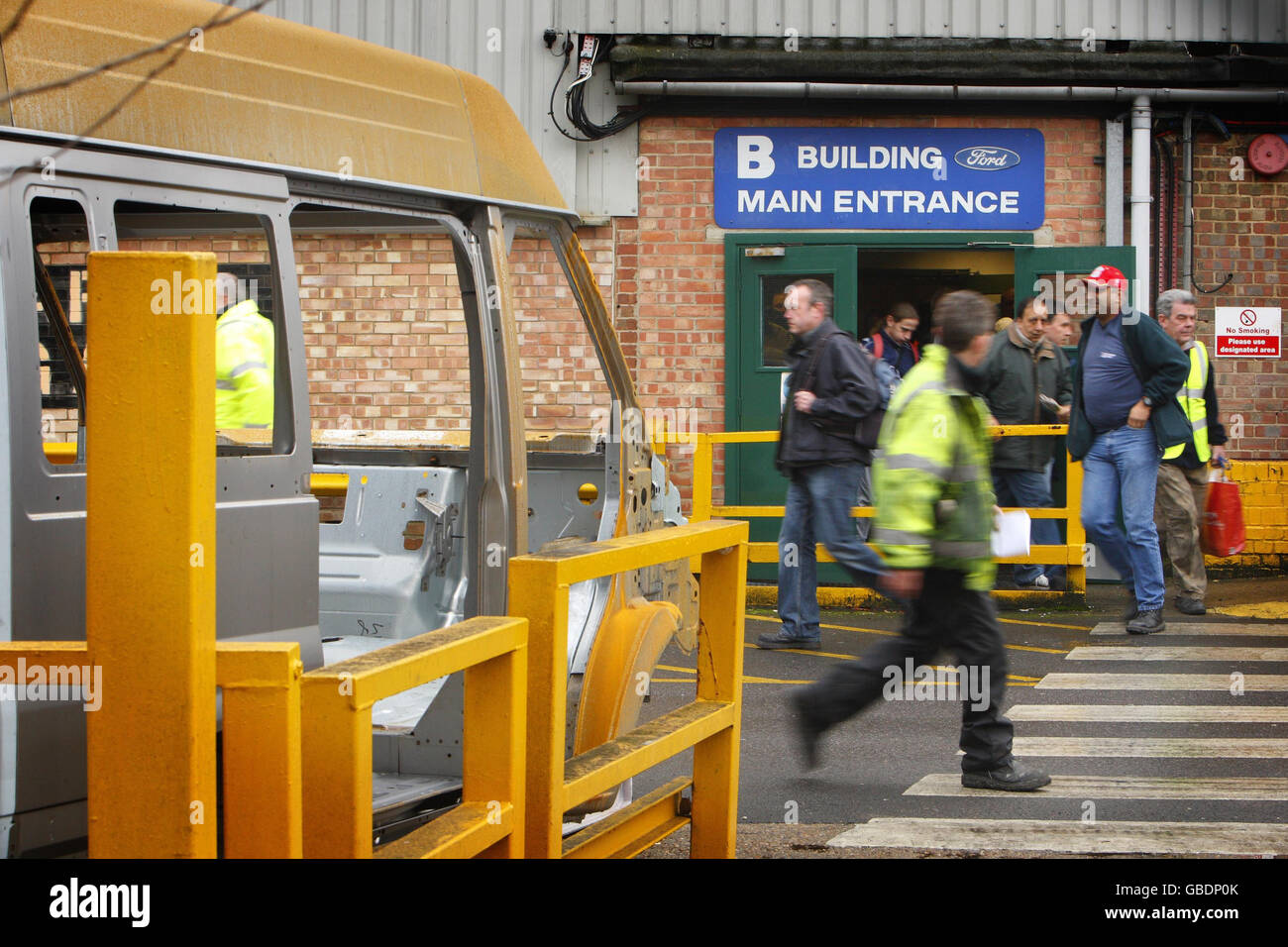 Car giant Ford axes 850 jobs Stock Photo Alamy