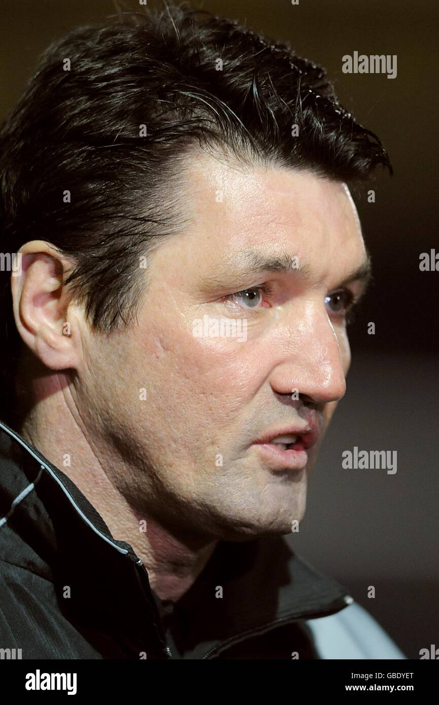 Soccer Johnstone's Paint Trophy Southern Area Final Second Leg