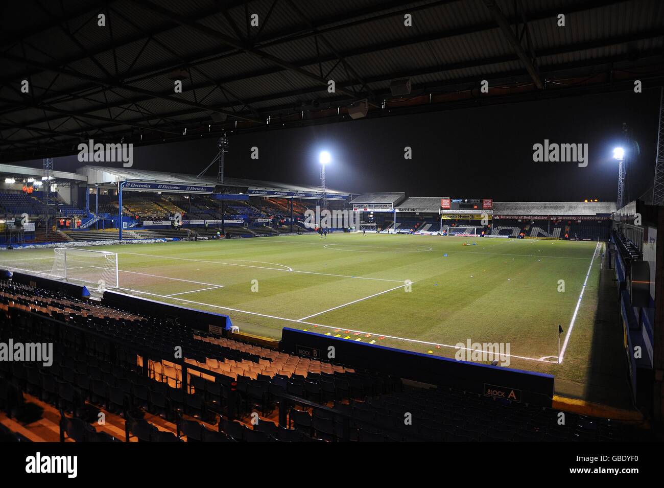 Soccer Johnstone's Paint Trophy Southern Area Final Second Leg