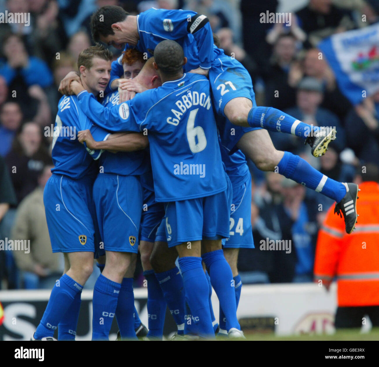 Andy campbell cardiff city hi-res stock photography and images - Alamy