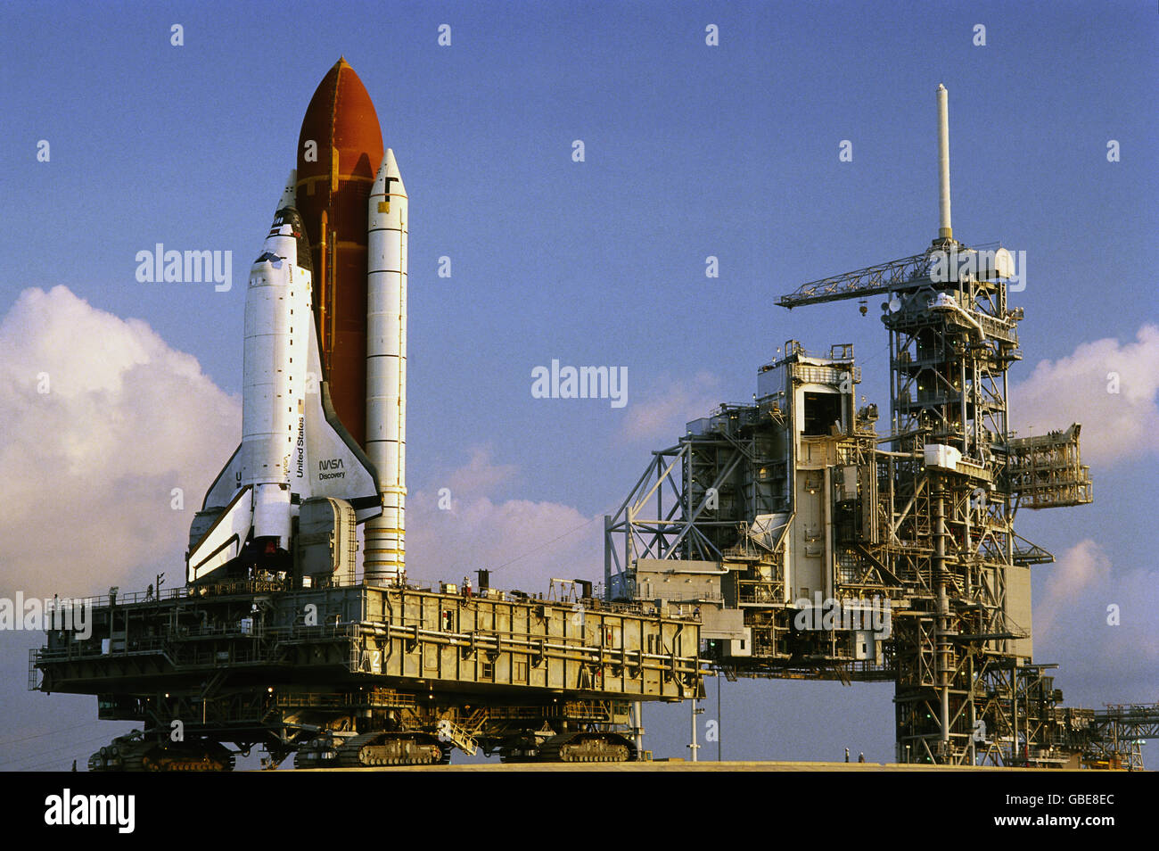aeronautics, transport / transportation, rollout of Discovery, start ramp, Cape Canaveral, Space Center, 1990, Additional-Rights-Clearences-Not Available Stock Photo