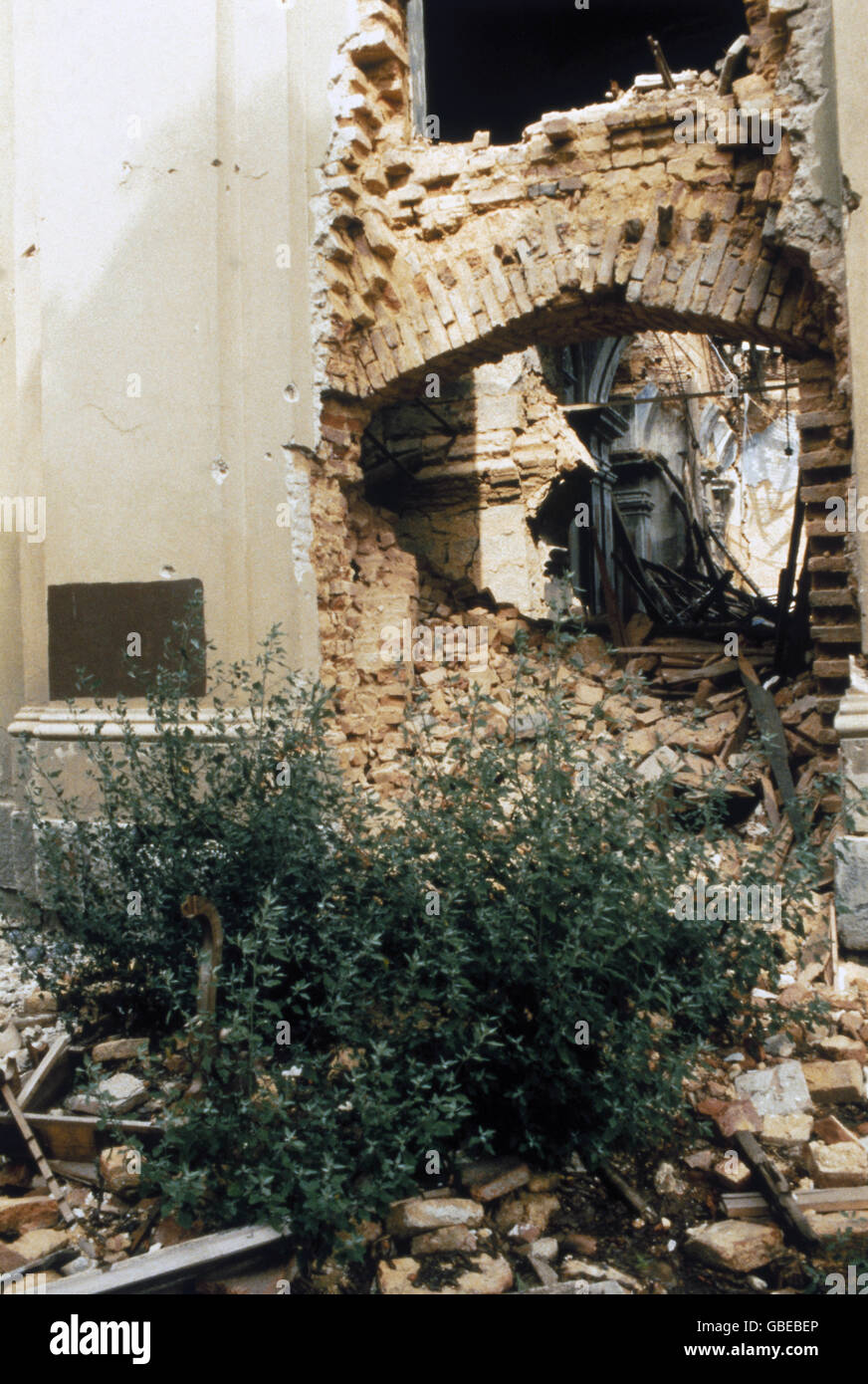 events, Croatian War of Independence 1991 - 1995, destroyed church in Karlovac, Croatia, August 1992, Yugoslavia, Yugoslav Wars, Balkans, conflict, destruction, 1990s, 90s, 20th century, historic, historical,_NOT, Additional-Rights-Clearences-Not Available Stock Photo