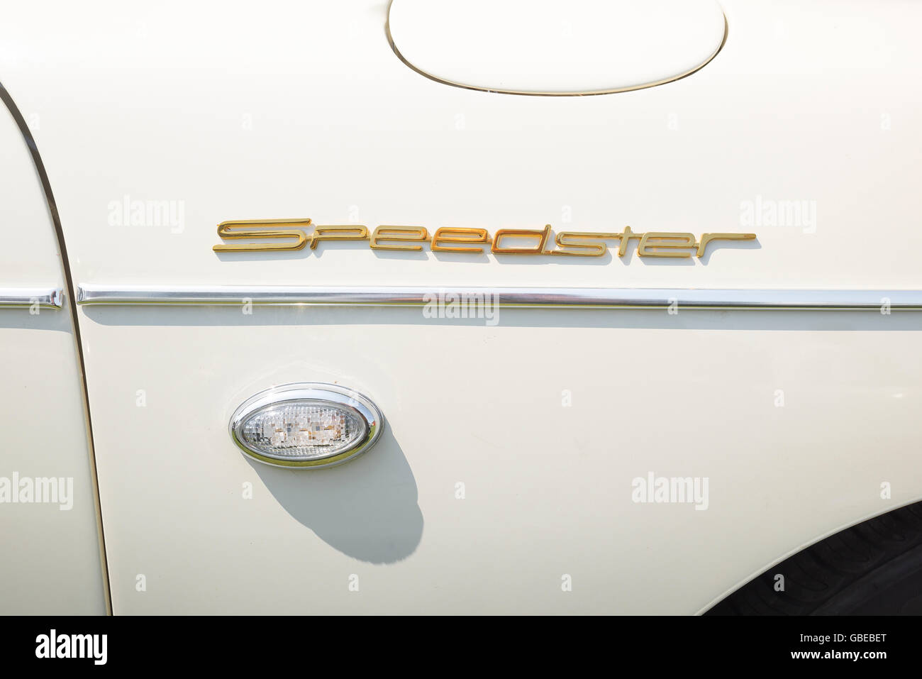 Front side panel detail of a white 1950s Porsche Speedster. Stock Photo