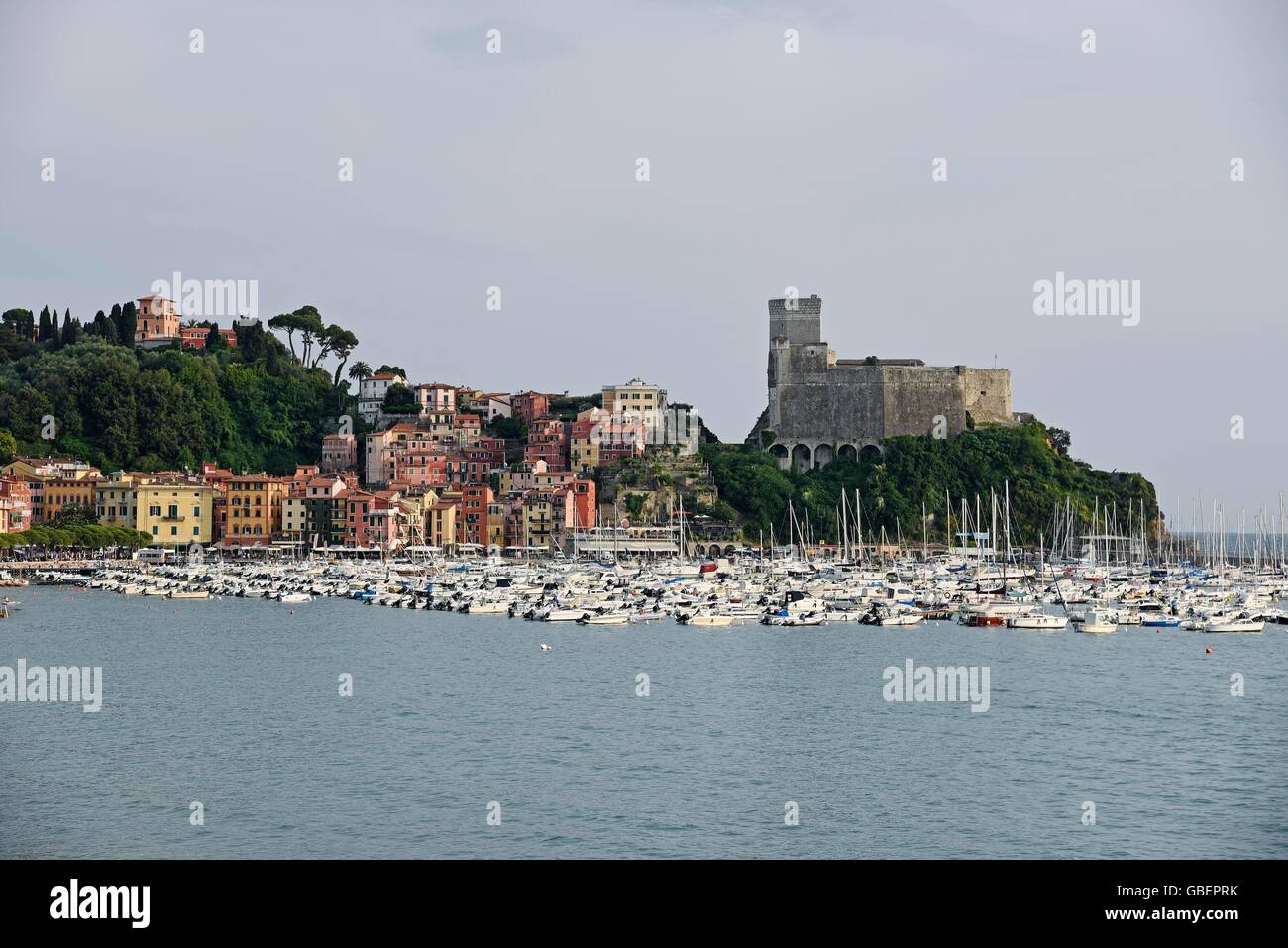 cityscape, castle, Hafen, Lerici, La Spezia Province, Liguria, Italy Stock Photo