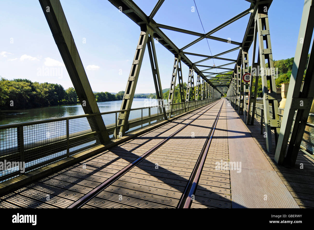 Bridge, Run-of-the-river power plant, reservoir Lake Hengstey, river Ruhr, between Herdecke and Hagen, North Rhine-Westphalia, Germany / Hengsteysee Stock Photo