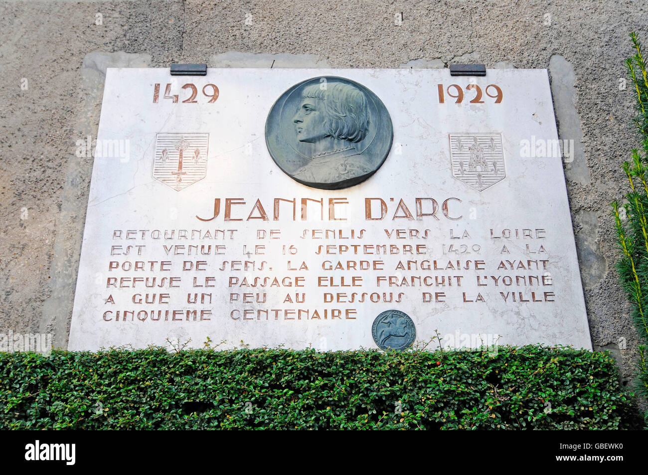 Joan of Arc, french national heroine, memorial plaque, Sens, Departement Yonne, Bourgogne, Frankreich / Burgundy, Jeanne d'Arc Stock Photo