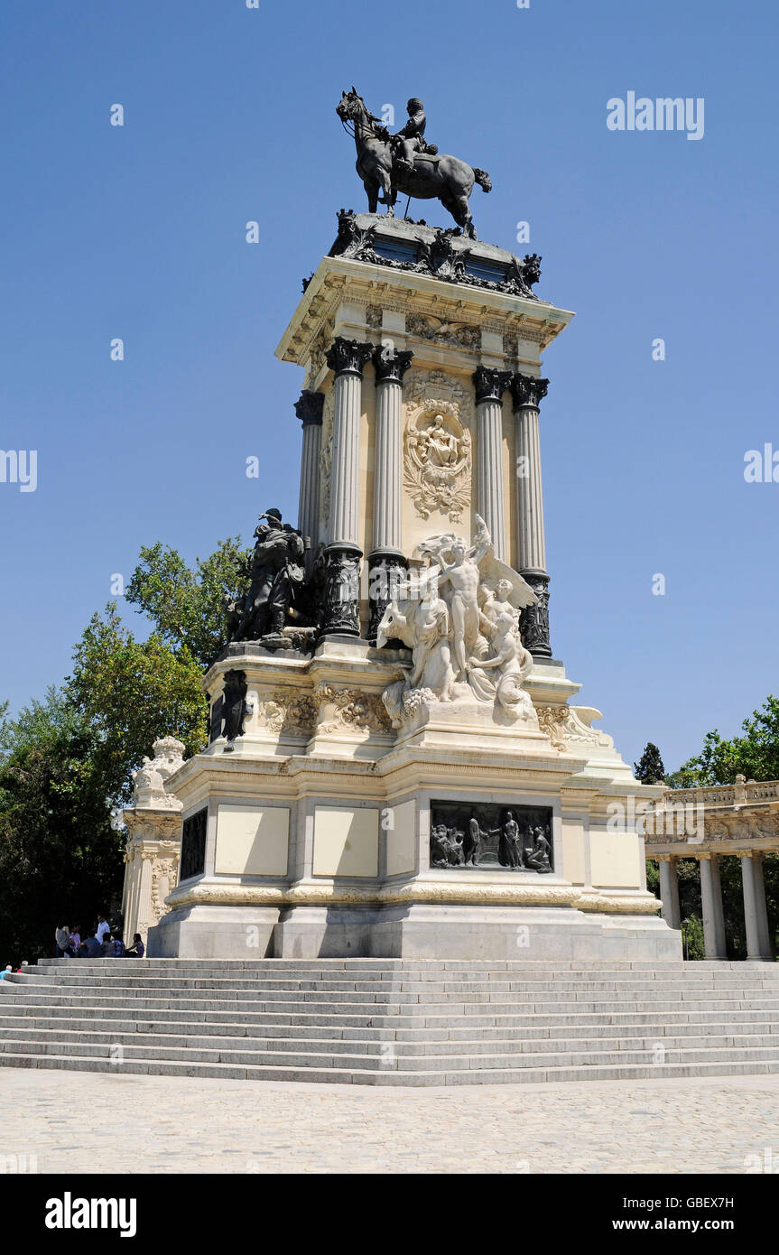 King Alfonso XII, equestrian statue, Retiro Park, Madrid, Spain Stock Photo