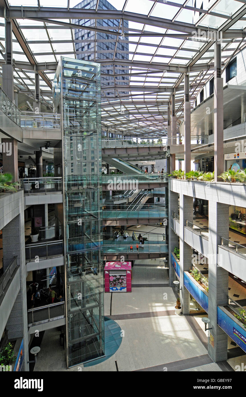 Shopping mall valencia spain hi-res stock photography and images - Alamy