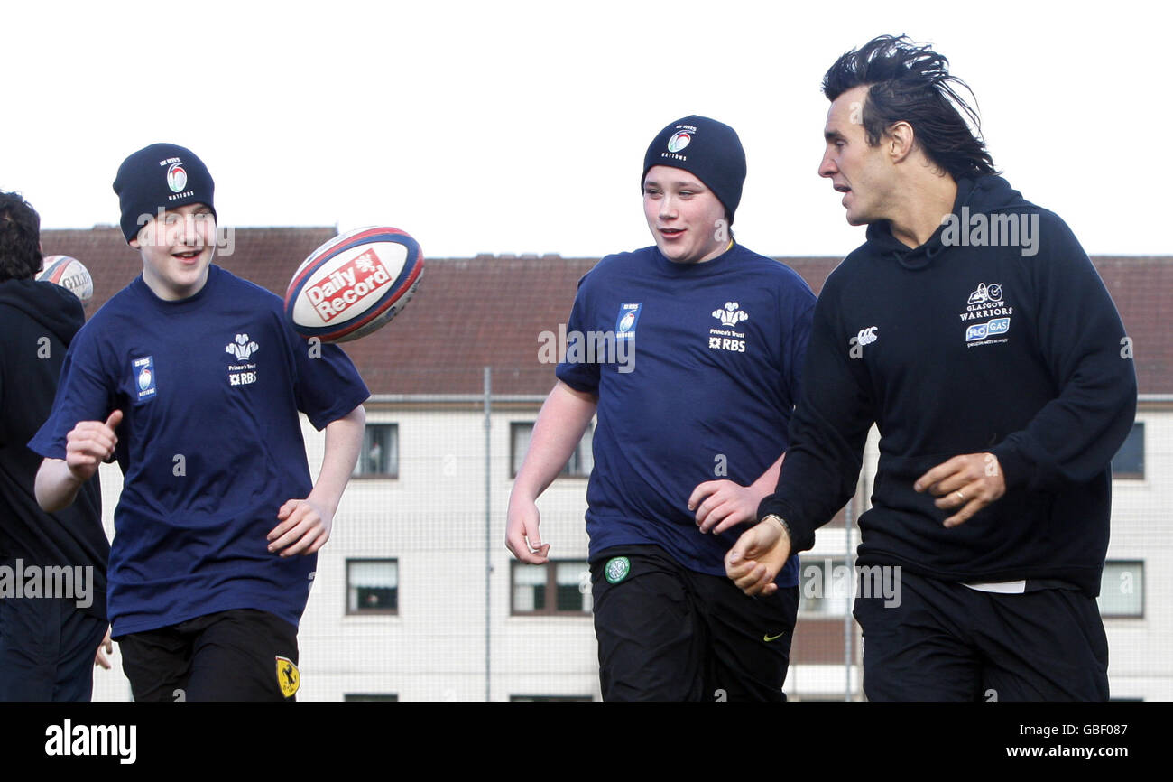 Glasgow Warriors stars Bernardo Stortoni during a training session with pupils from St Margaret Mary's Secondary School, Glasgow. Stock Photo